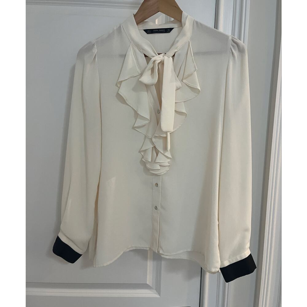 Zara basic women blouse ruffled front sz. S ivory tie neck NWOT
